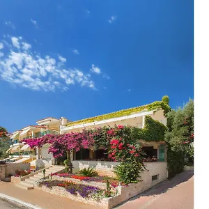 3* Ξενοδοχείο Xenios Loutra Village